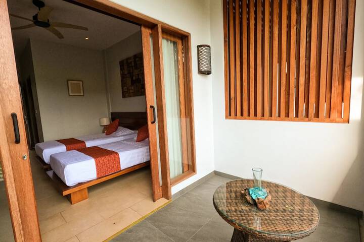 Room 5 of 38