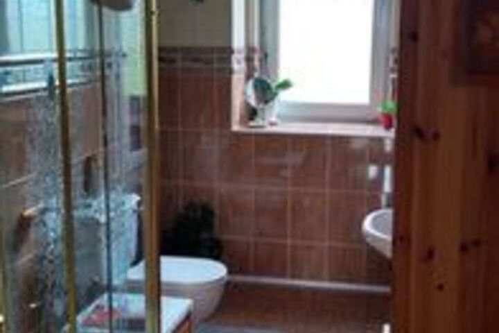 Room 20 of 28