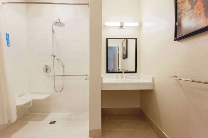 Bathroom shower