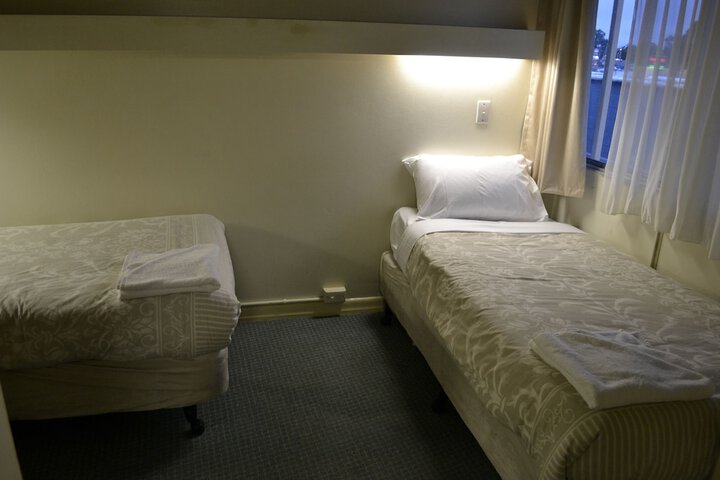 Room 4 of 44
