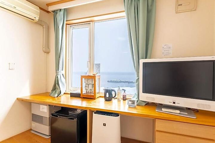 Room 21 of 26