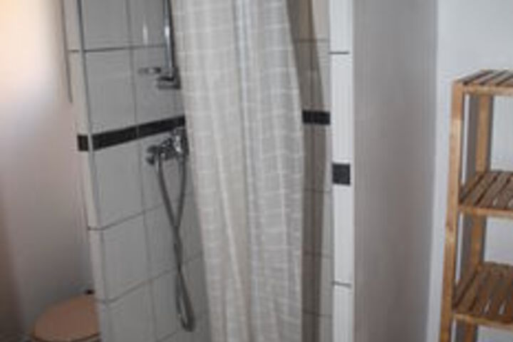 Room 5 of 24