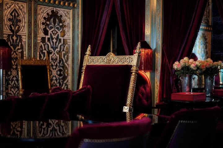Lounge 90 of 113