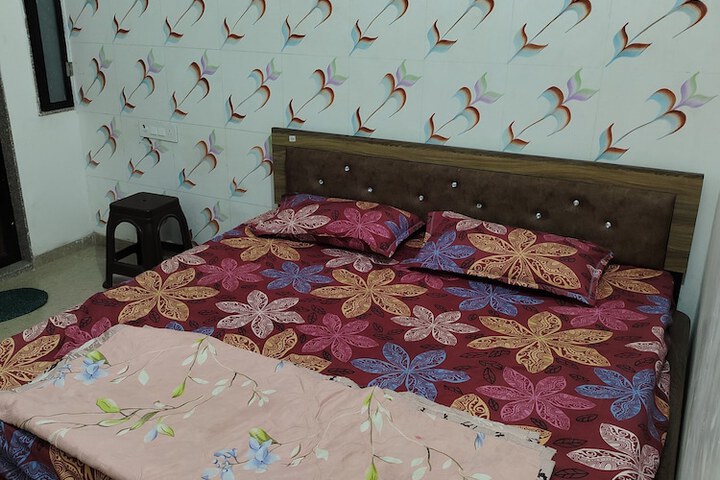 Room 3 of 17
