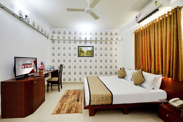 Room 6 of 34