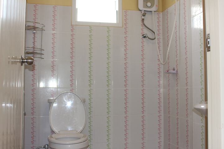 Room 13 of 29