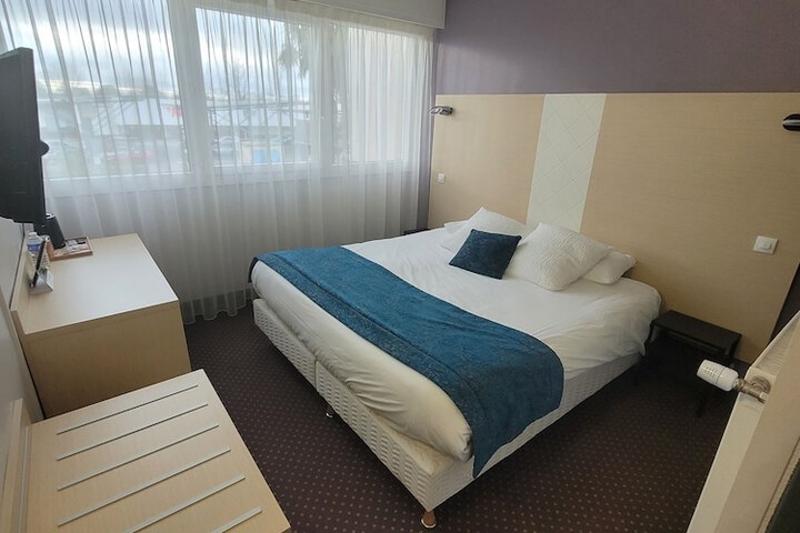 Room 7 of 45