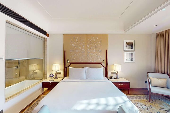 Room 50 of 191