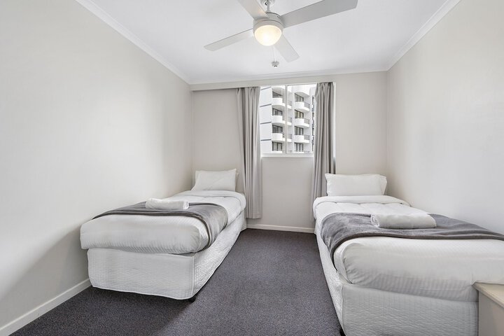 Room 16 of 82