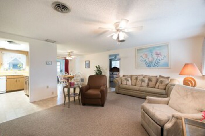 Room 10 of 24