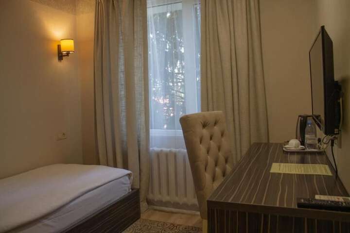 Room 4 of 57