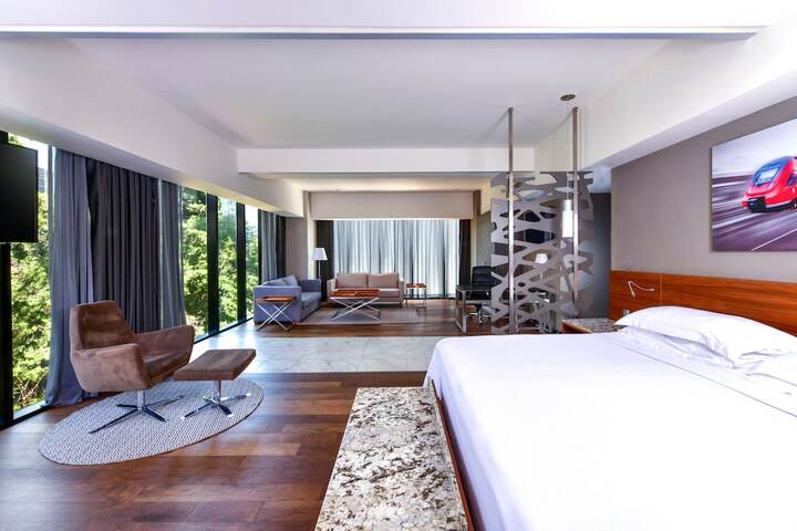 Krystal Grand Suites Insurgentes in Mexico City