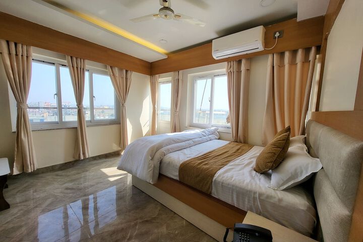 Room 47 of 75