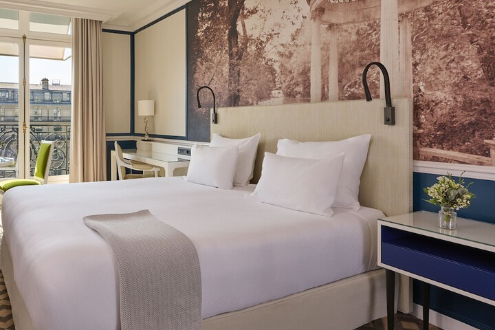 Room 47 of 106