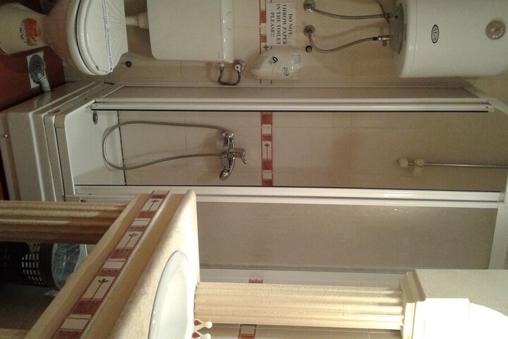 Room 14 of 24