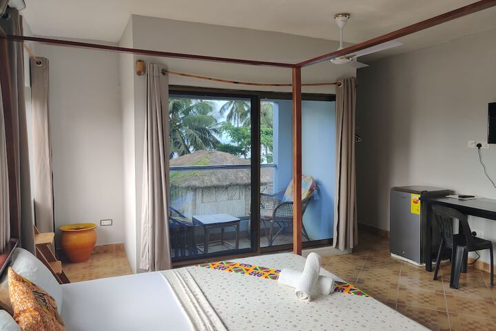 Room 17 of 42