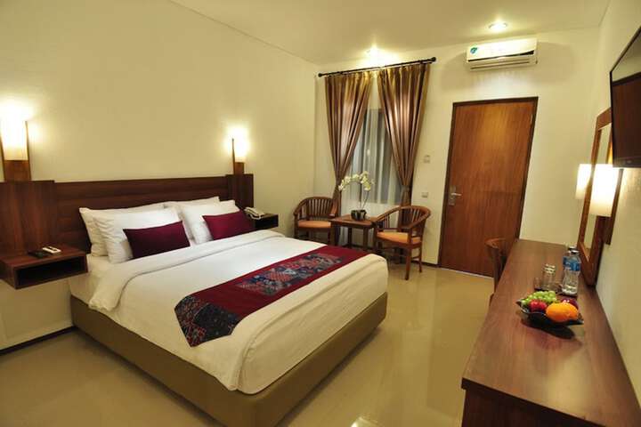 Room 7 of 42