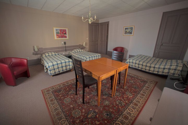 Room 7 of 34