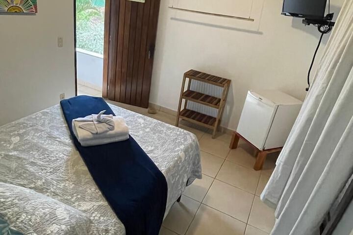 Room 2 of 19