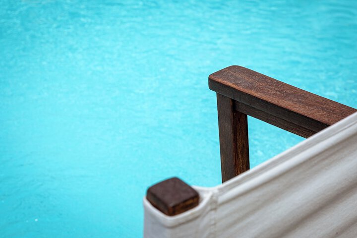 Pool 158 of 196