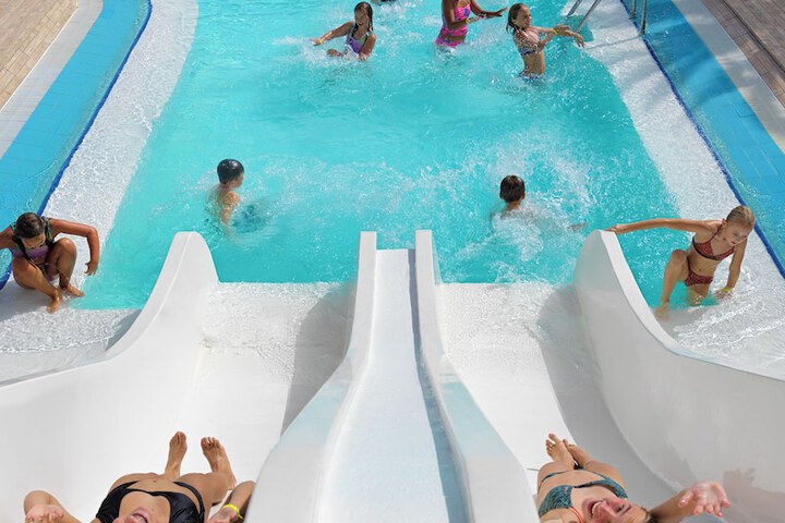 Pools & Facilities
