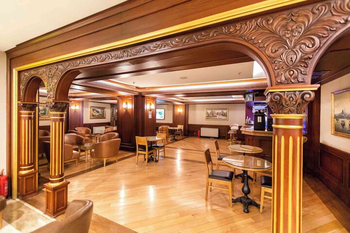 Hotel Interior 7 of 97