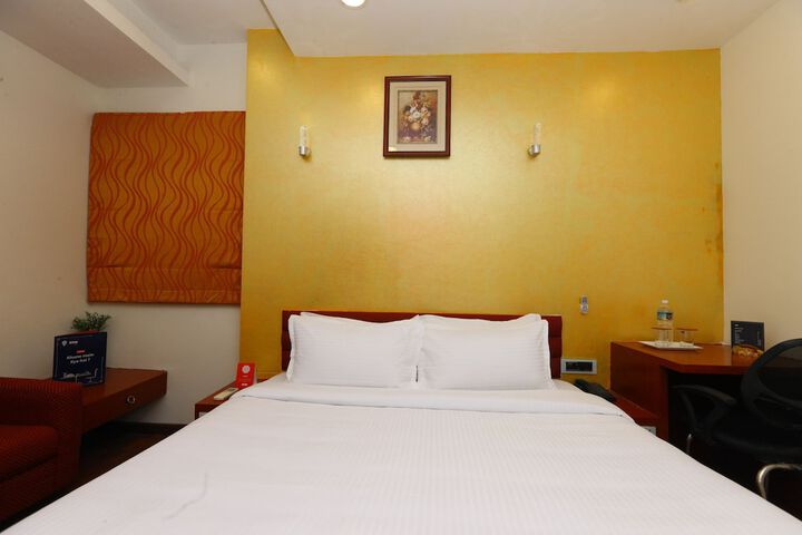 Room 8 of 23