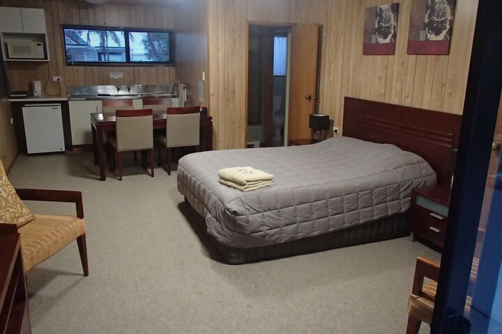 Room 21 of 50