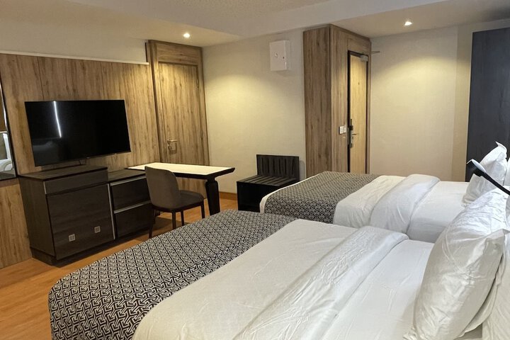 Room 15 of 35