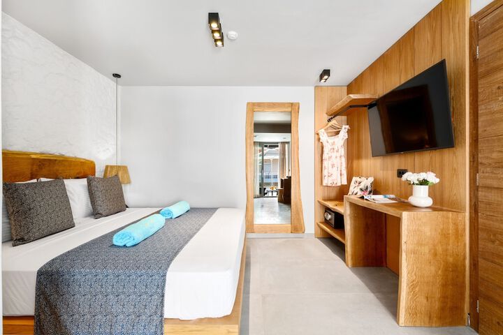 Room 18 of 40