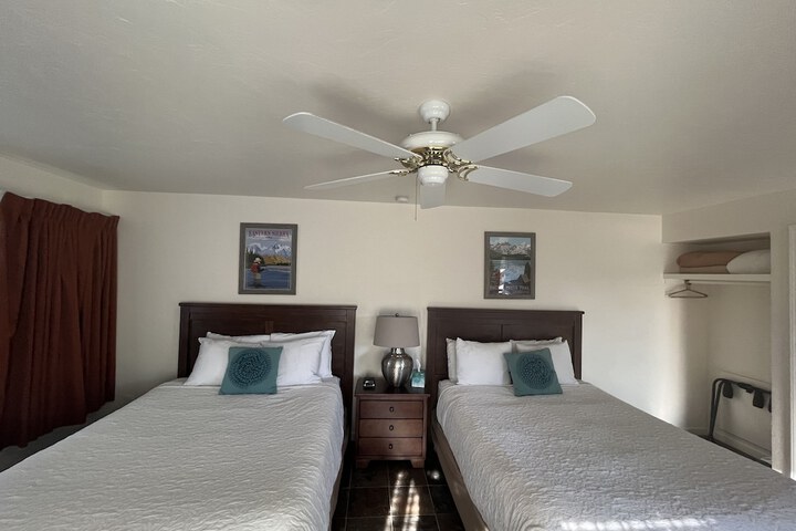 Room 12 of 133
