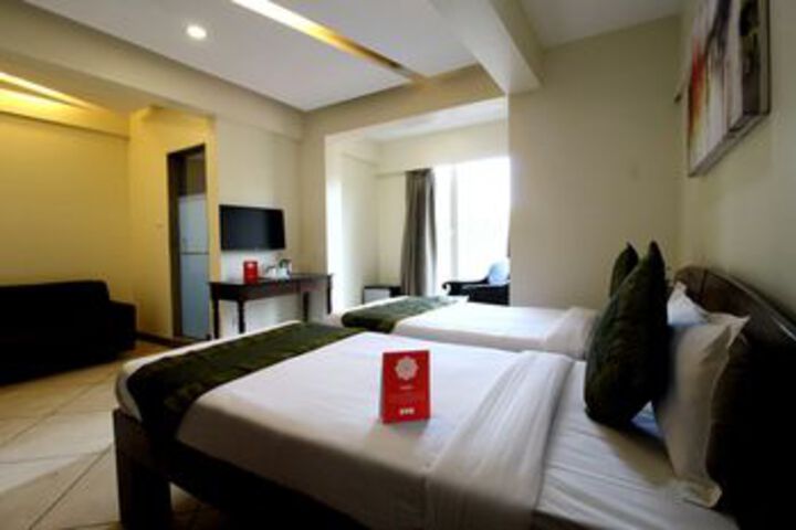 Room 14 of 25