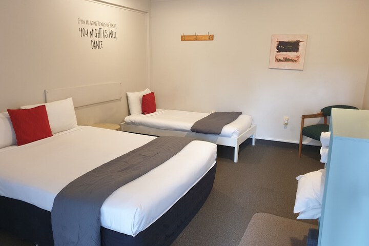 Room 2 of 23