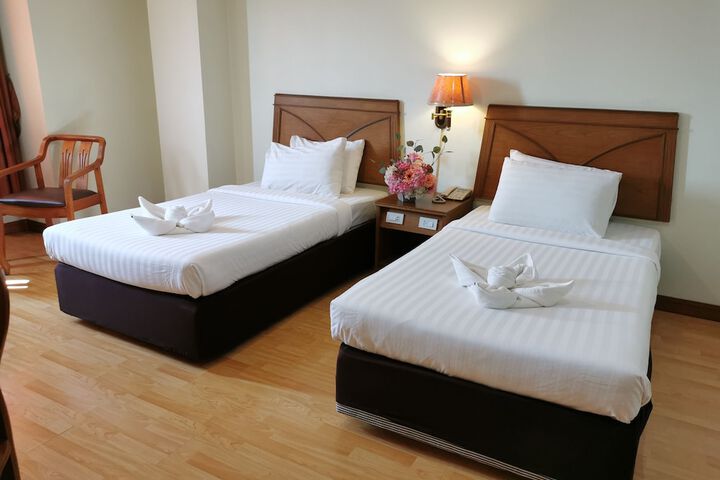 Room 16 of 81