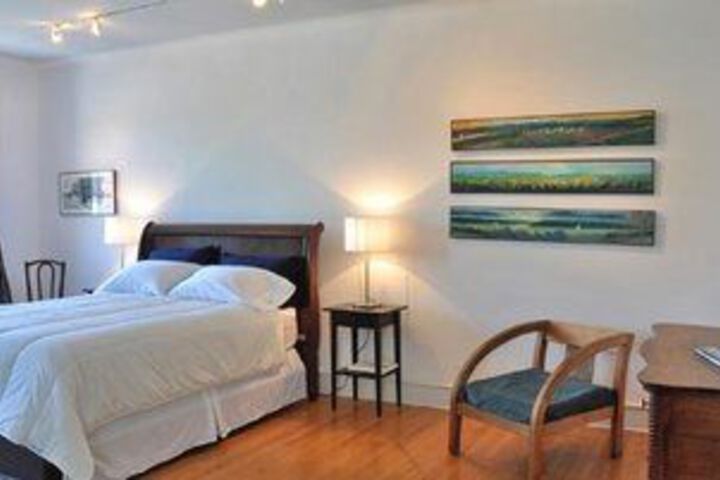Room 9 of 20