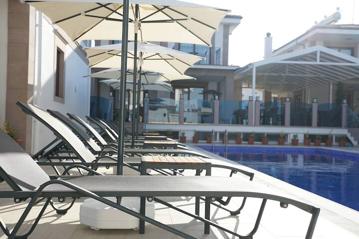 Pool 145 of 177
