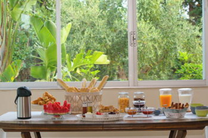 Breakfast/Coffee Service 11 of 20