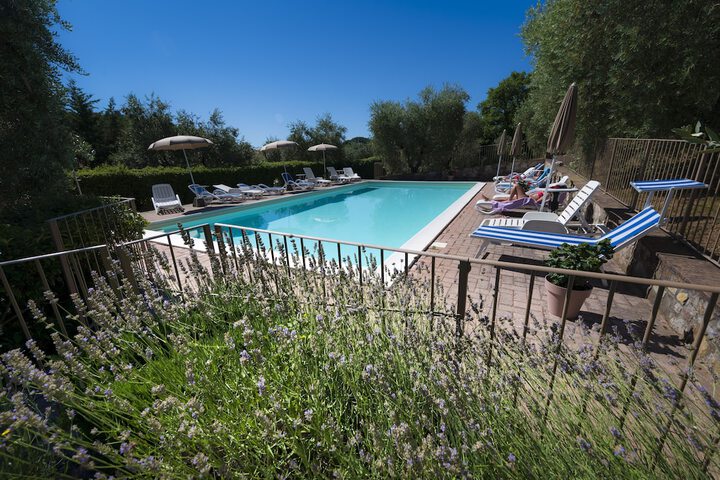 Pool 118 of 157