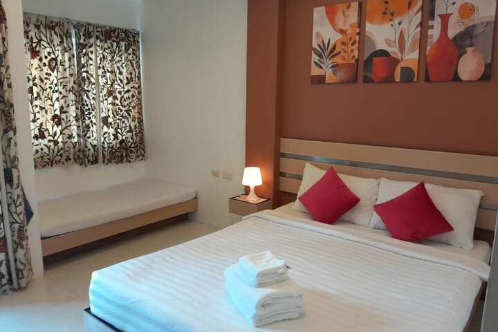 Room 14 of 36