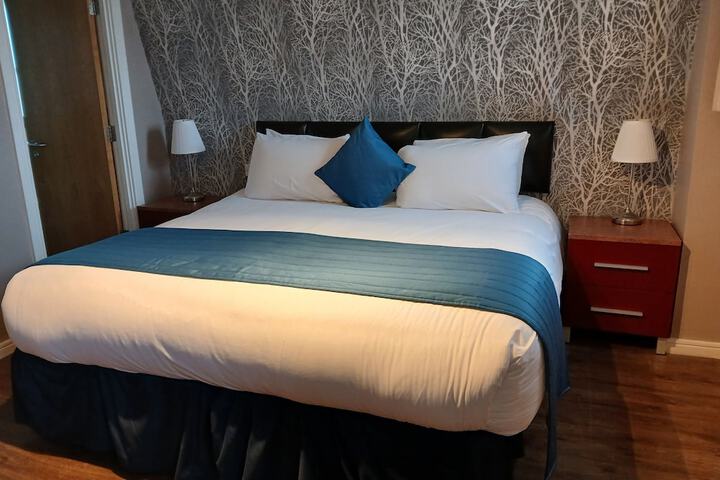 Room 111 of 182