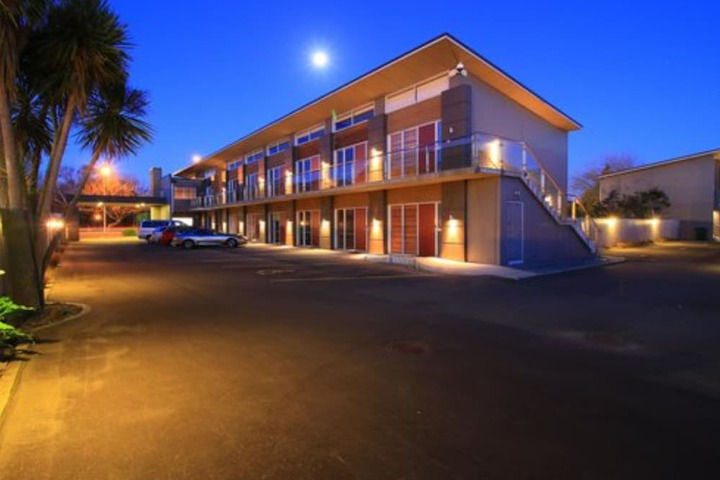 Hotel 41 of 42