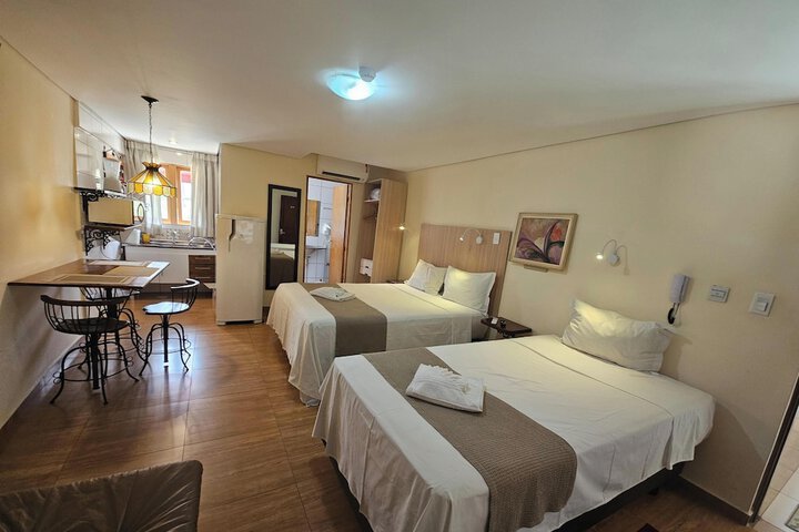 Room 32 of 70