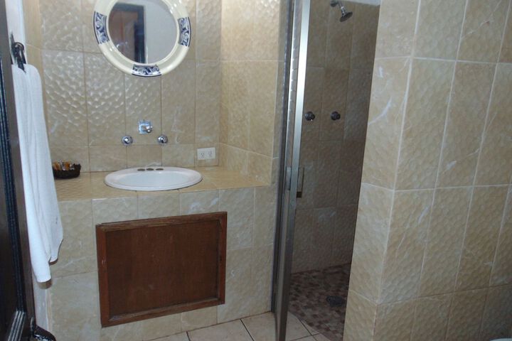 Room 15 of 29