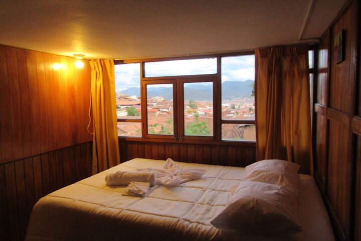 Room 22 of 64