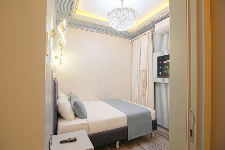 Room 74 of 107