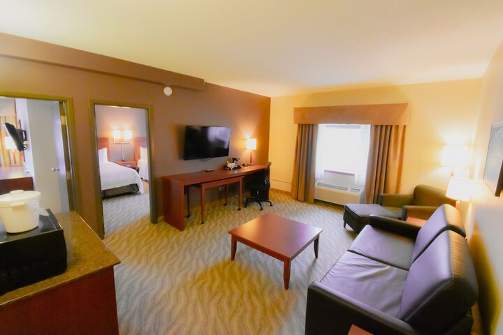 Room 17 of 42