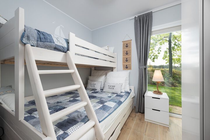 Room 12 of 71