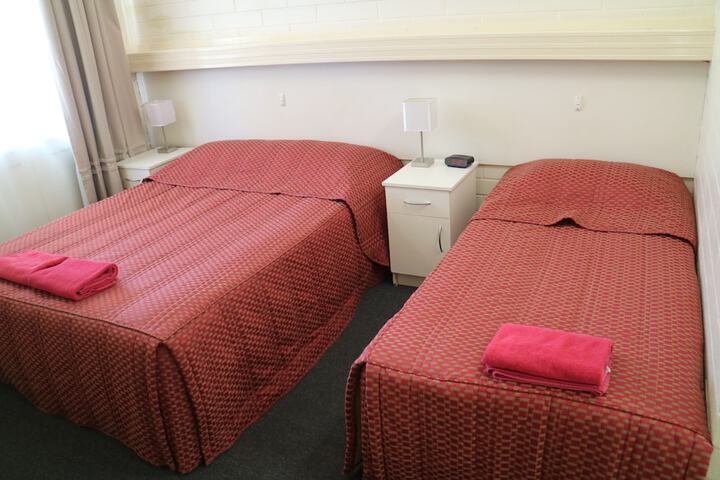 Room 13 of 29