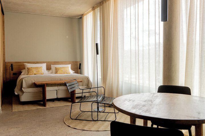 Room 9 of 67