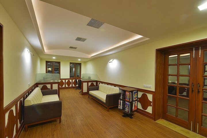 Hotel Interior 4 of 73